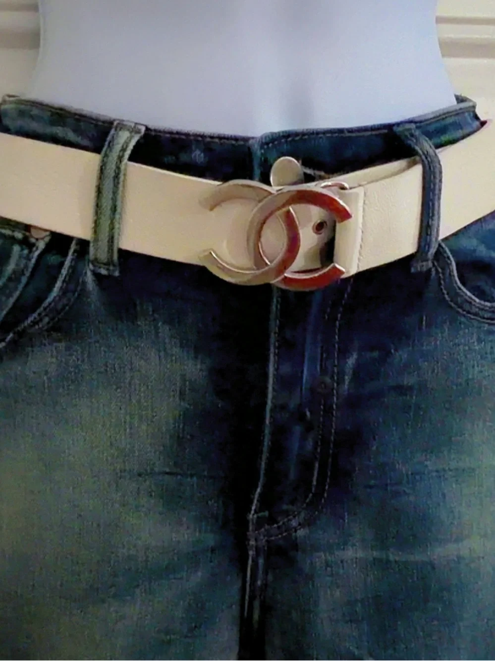 Authentic CHANEL Cream Leather Belt with Silver Interlocking CC Buckle